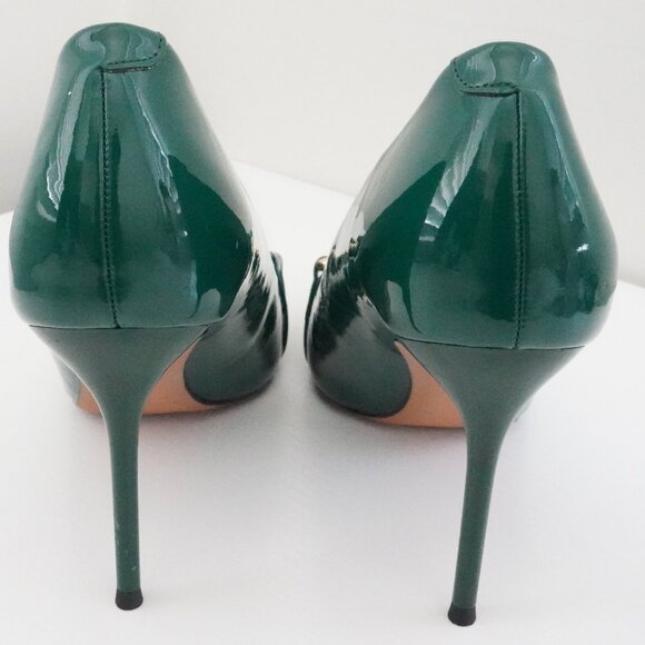 Green Patent Leather Stilettos w/ Gold Chain Detail | Size 9 - Picture 4 of 6